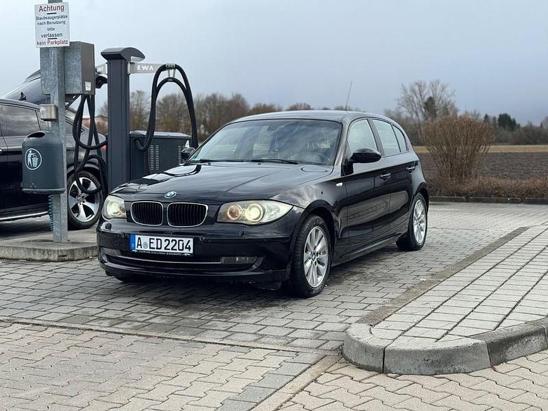 Gebraucht BMW 118 143 PS (105 kW) 2008 Schwarz Kleinwagen
