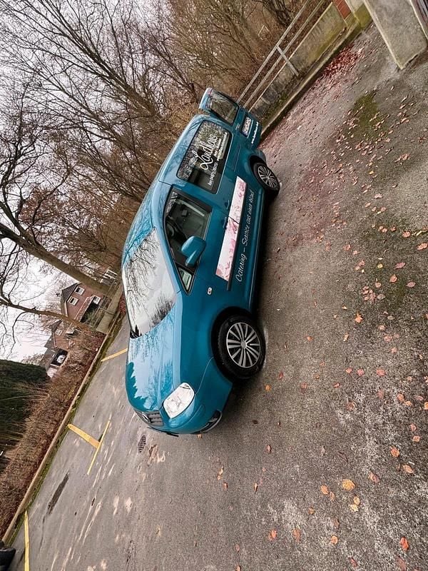 Gebraucht VW Caddy Maxi 101 PS (74 kW) 2009 Van / Kleinbus