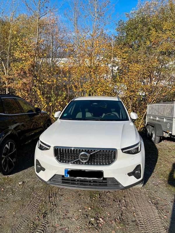 Gebraucht 2024 Volvo XC40 SUV | 34.990 € (Fairer Preis) - Bild 1/4