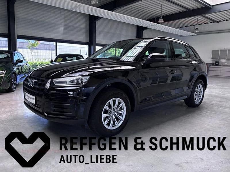 Schwarz (brillantschwarz) Gebraucht 2019 Audi Q5 Design SUV | 31.880 € (Fairer Preis) - Bild 1/4