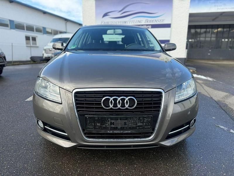 Gebraucht Audi A3 Ambition 90 PS (66 kW) 2013 Grau Limousine