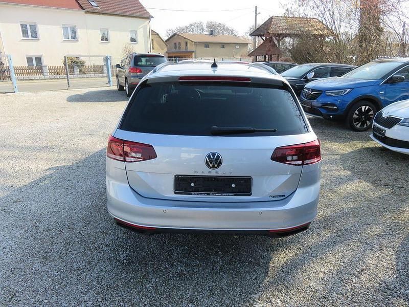 Gebraucht VW Passat Business 200 PS (147 kW) 2022 Silber Kombi