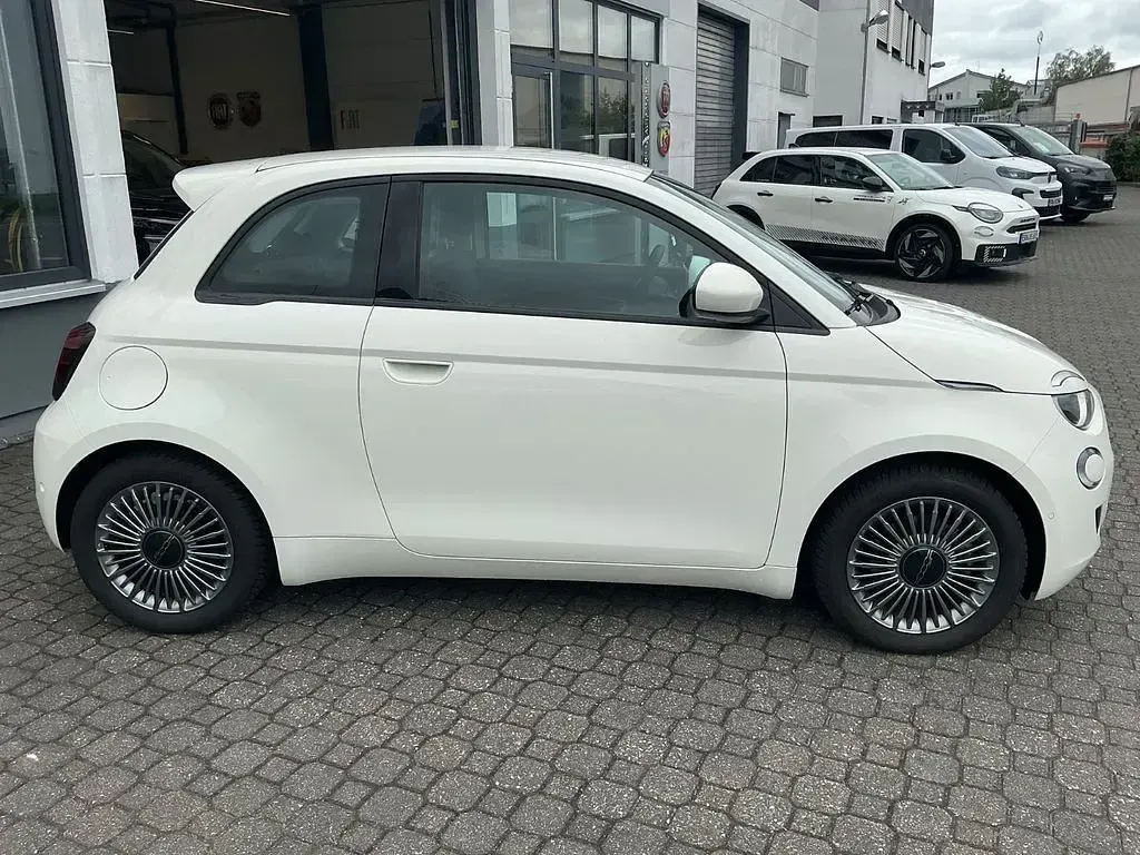 Gebraucht Fiat 500e 86 kW (118 PS) 2024 Arktis weiß Limousine