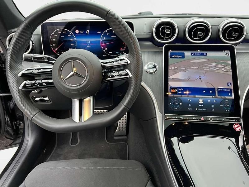 Gebraucht Mercedes 180 AMG 170 PS (125 kW) 2024 Metalliclack obsidianschwarz Limousine