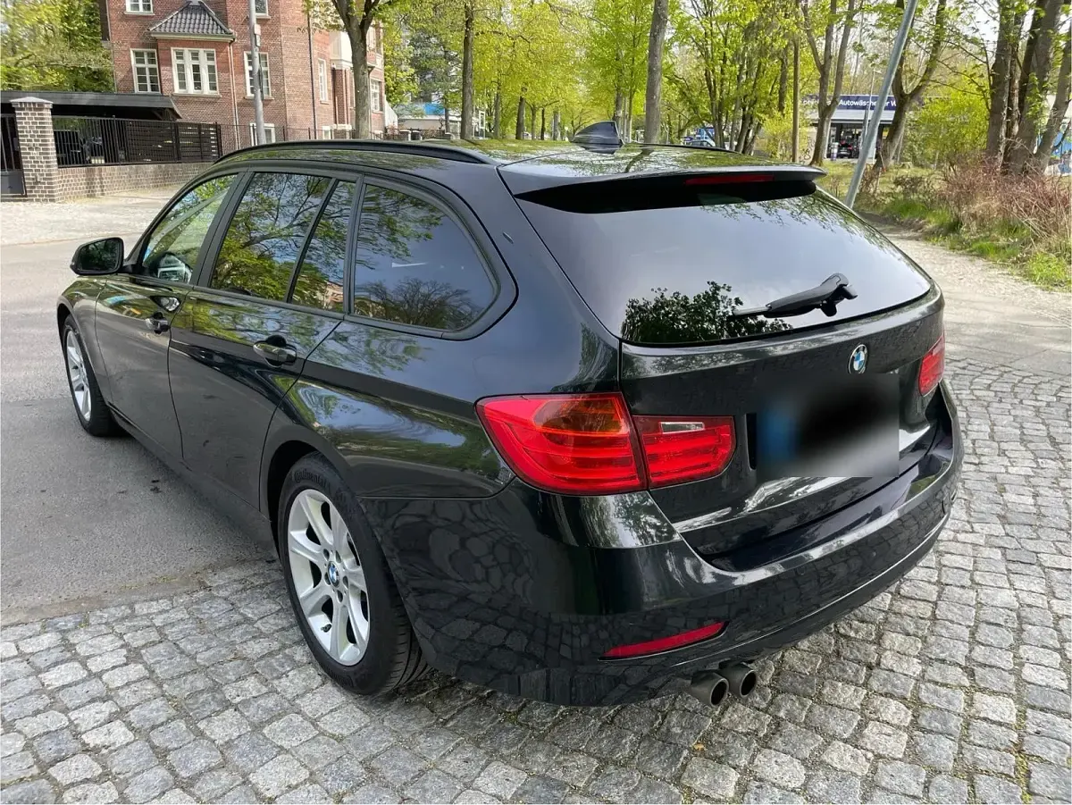 Gebraucht BMW 330 258 PS (189 kW) 2015 Schwarz Kombi