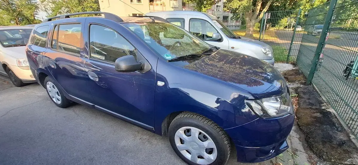 Gebraucht Dacia Logan MCV 75 PS (55 kW) 2013 Blau Kombi