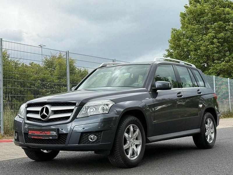 Grau Gebraucht 2009 Mercedes GLK220 SUV | 12.990 € (Guter Preis) - Bild 1/4
