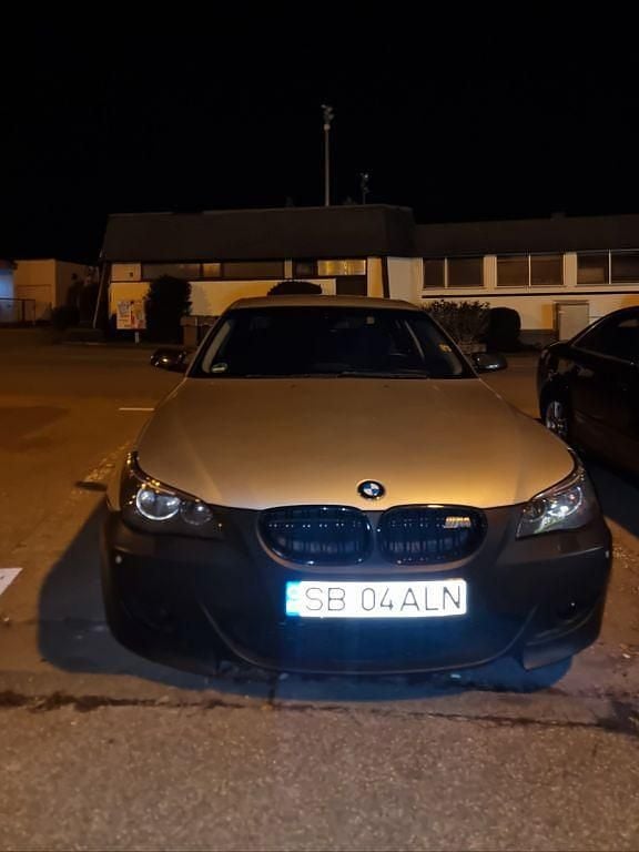 Gebraucht BMW 525 177 PS (130 kW) 2004 Silber Limousine