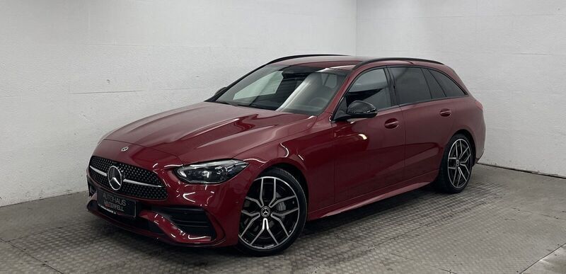 Rot Gebraucht 2023 Mercedes C300 AMG Kombi | 41.600 € (Guter Preis) - Bild 1/4