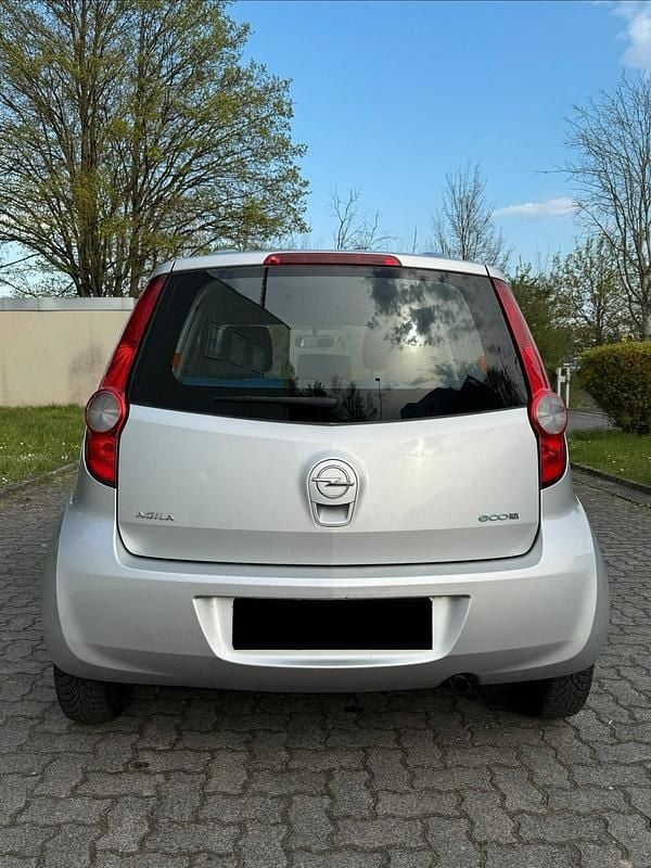 Gebraucht Opel Agila 65 PS (47 kW) 2009 Silber Kleinwagen