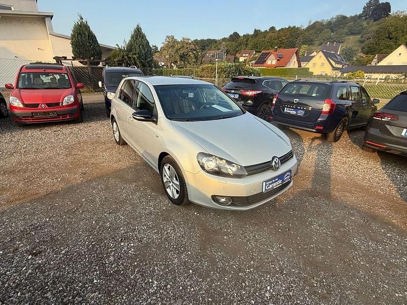 Gold Gebraucht 2012 VW Golf VI Match Limousine | 7.200 € (Fairer Preis) - Bild 1/4