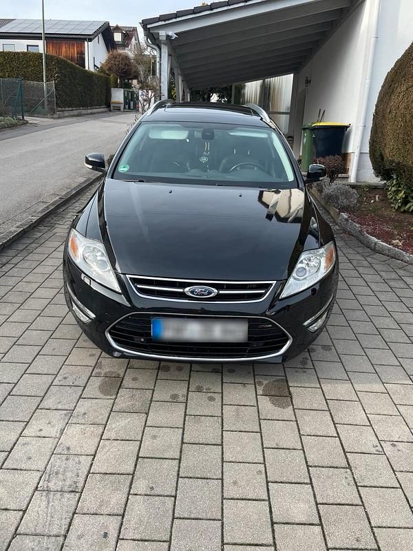 Gebraucht Ford Mondeo 200 PS (147 kW) 2012 Schwarz Kombi