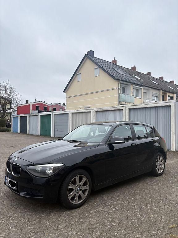 Gebraucht BMW 116 136 PS (100 kW) 2013 Schwarz Kleinwagen