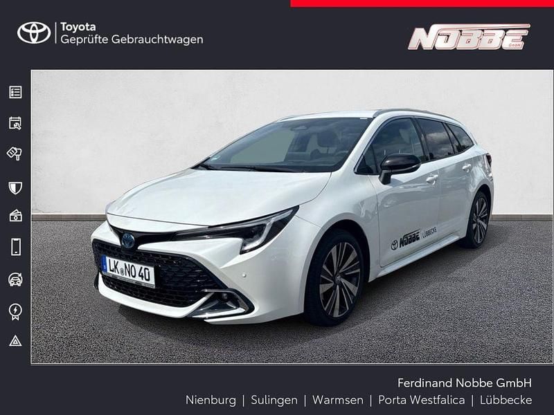 Platinumweiß perleffekt Neu 2025 Toyota Corolla Kombi | 35.990 € - Bild 1/2