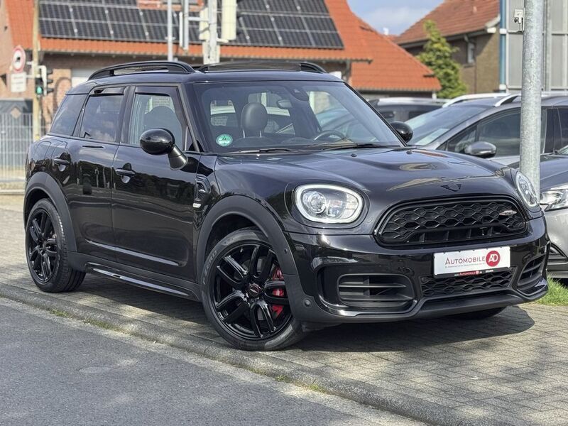 Schwarz Gebraucht 2018 Mini John Cooper Works Countryman SUV | 20.990 € (Fairer Preis) - Bild 1/3