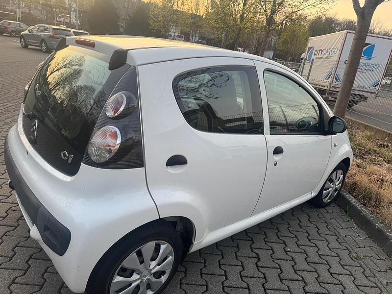 Gebraucht Citroën C1 68 PS (50 kW) 2009 Weiß Kleinwagen