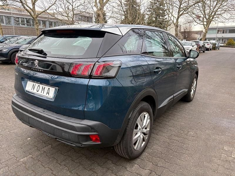 Gebraucht Peugeot 3008 Active 131 PS (96 kW) 2022 SUV
