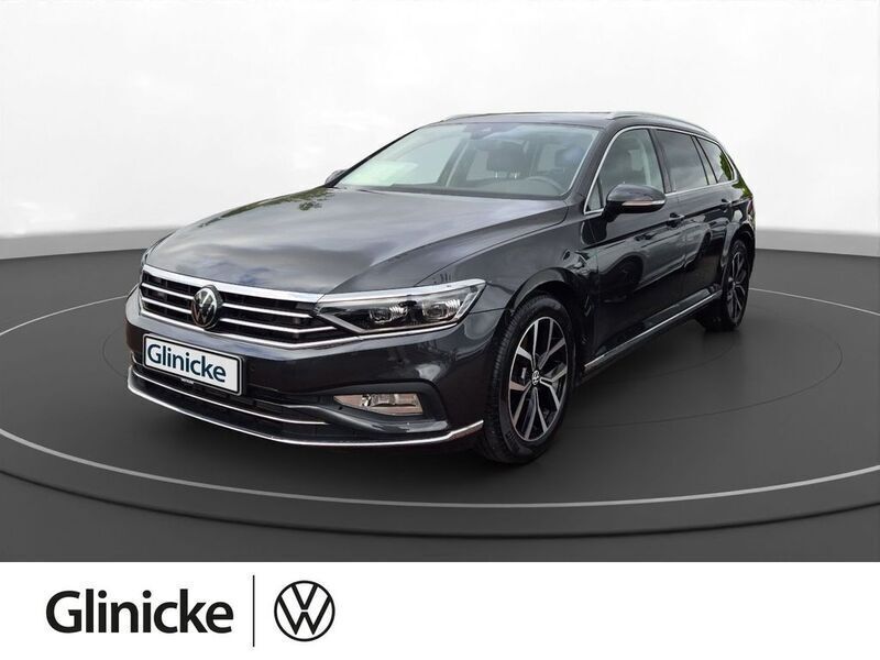 Grau Gebraucht 2023 VW Passat R-line Kombi | 37.440 € (Teuer) - Bild 1/4