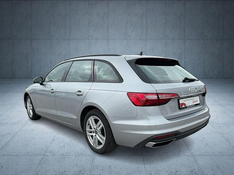 Gebraucht Audi A4 Ambiente 204 PS (150 kW) 2024 Florettsilber metallic (metallic) Kombi