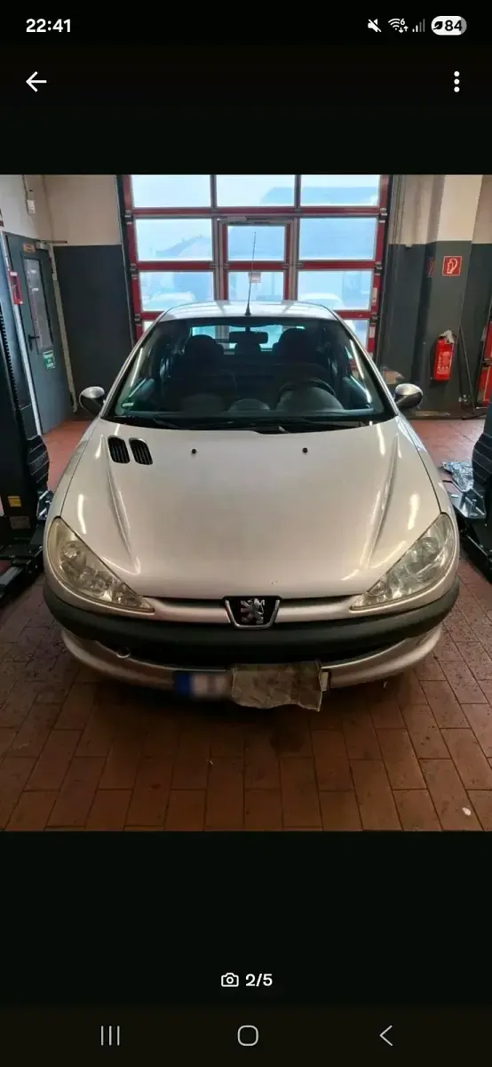 Gebraucht Peugeot 206 88 PS (64 kW) 2004 Silber Kleinwagen