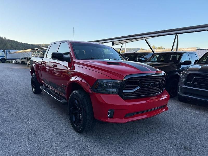 Gebraucht Dodge Ram 401 PS (294 kW) 2018 Rot Pickup