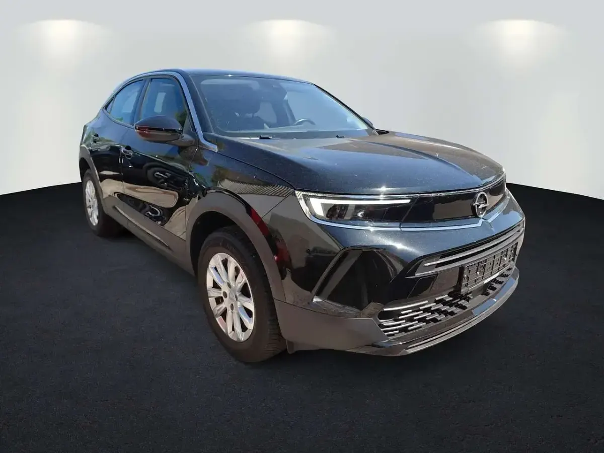 Gebraucht Opel Mokka Edition 131 PS (96 kW) 2023 Diamant schwarz/karbon schwarz (metallic) SUV