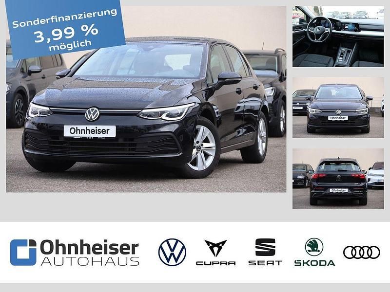 Schwarz Gebraucht 2021 VW Golf VIII Life Limousine | 24.440 € (Etwas zu teuer) - Bild 1/4