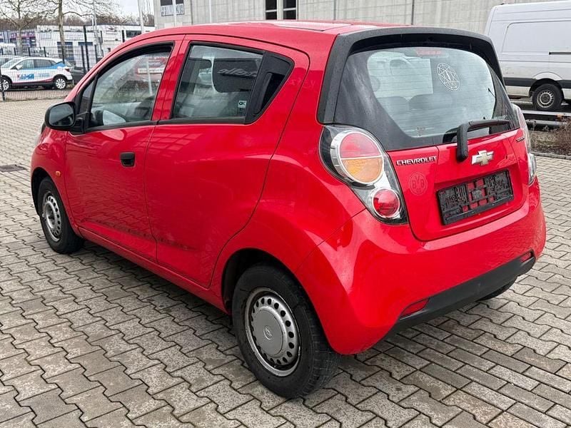Gebraucht Chevrolet Spark 68 PS (50 kW) 2011 Rot Kleinwagen