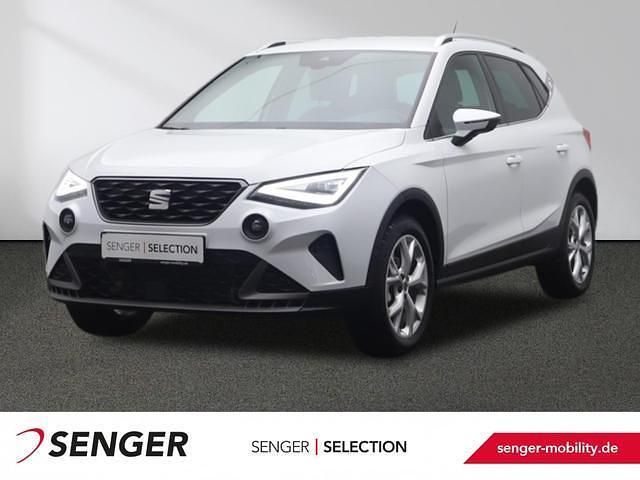 Nevada weiss Gebraucht 2024 Seat Arona Sport SUV | 22.380 € (Fairer Preis) - Bild 1/4