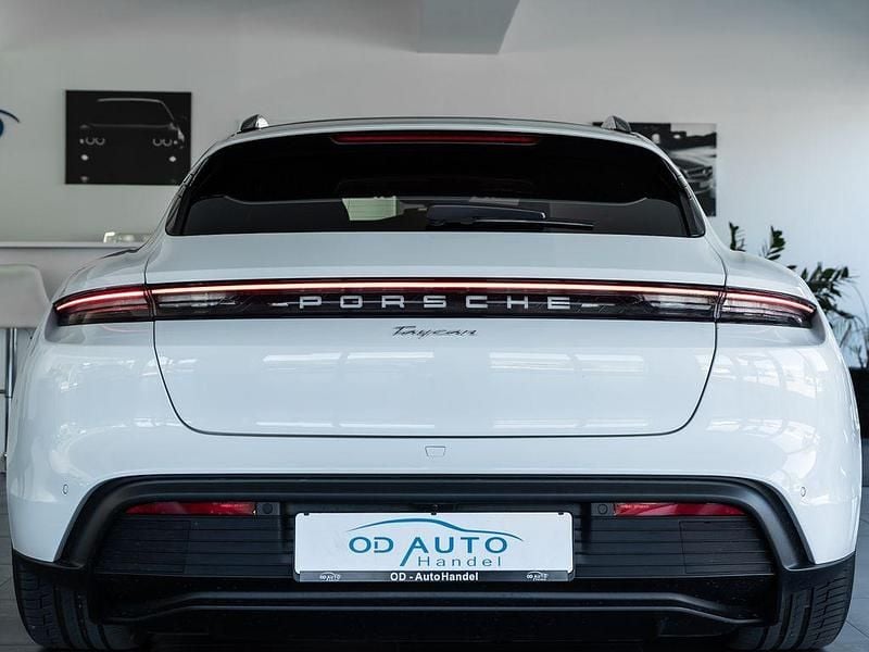 Gebraucht Porsche Taycan 350 kW (476 PS) 2023 Weiß Limousine