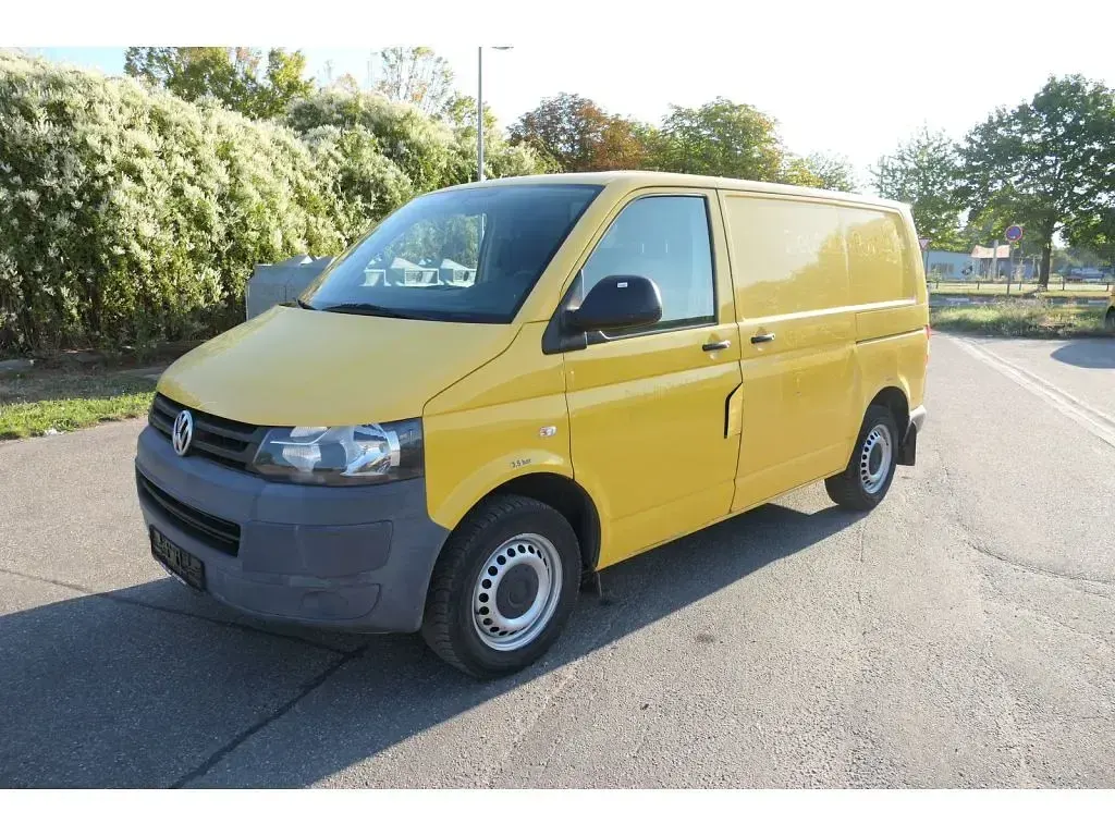 Gebraucht VW T5 84 PS (61 kW) 2010 Ginstergelb r1032 Van