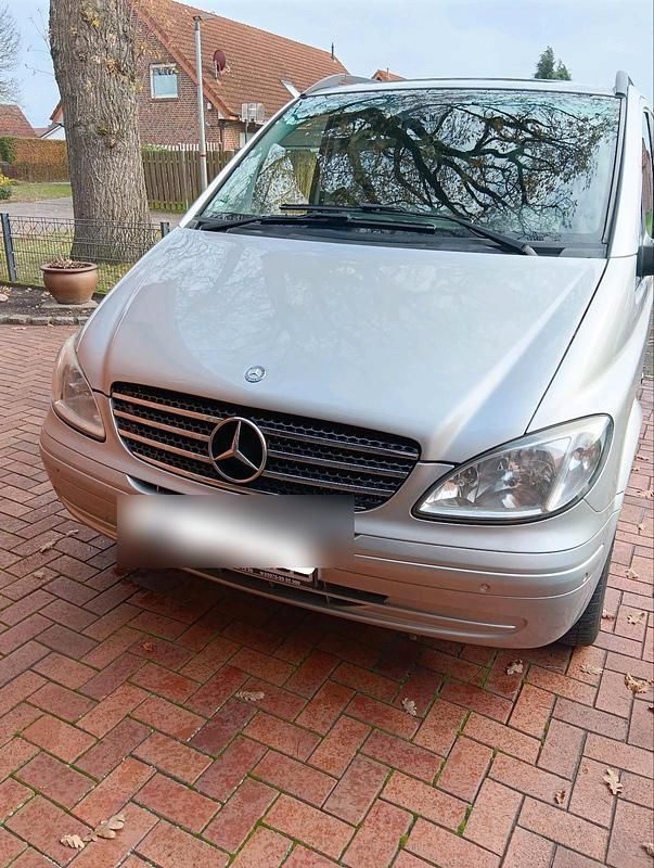 Silber Gebraucht 2007 Mercedes Viano Van / Kleinbus | 8.899 € (Guter Preis) - Bild 1/4