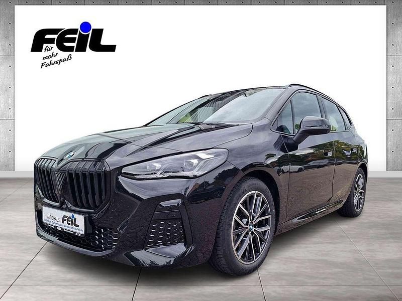 Black sapphire Gebraucht 2024 BMW 218 M Sport Van / Kleinbus | 37.710 € (Teuer) - Bild 1/4