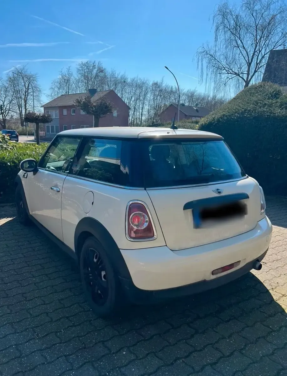 Usata Mini Cooper 150 CV (110 kW) 2010 Beige Utilitaria