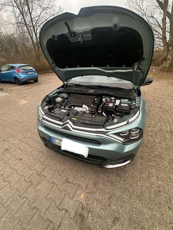 Gebraucht Citroën C4 PureTech 131 PS (96 kW) 2023 Blau SUV