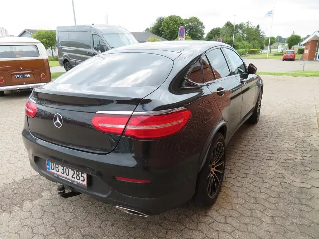 Gebraucht Mercedes GLC250 AMG 211 PS (155 kW) 2017 Schwarz SUV