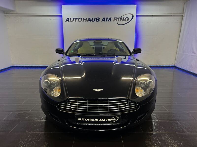 Schwarz Gebraucht 2005 Aston Martin DB9 Coupé | 39.999 € (Teuer) - Bild 1/4