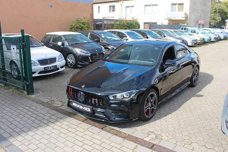 Nachtschwarz Gebraucht 2020 Mercedes CLA35 AMG AMG Coupé | 38.450 € (Guter Preis) - Bild 1/4