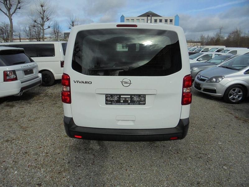 Gebraucht Opel Vivaro Edition 122 PS (89 kW) 2021 Weiß Van / Kleinbus