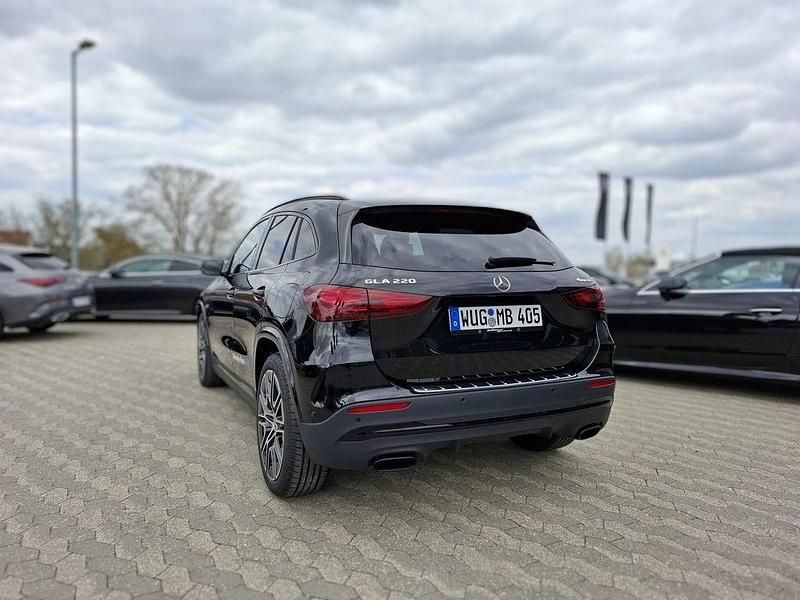 Gebraucht Mercedes GLA220 AMG 190 PS (139 kW) 2025 Schwarz SUV
