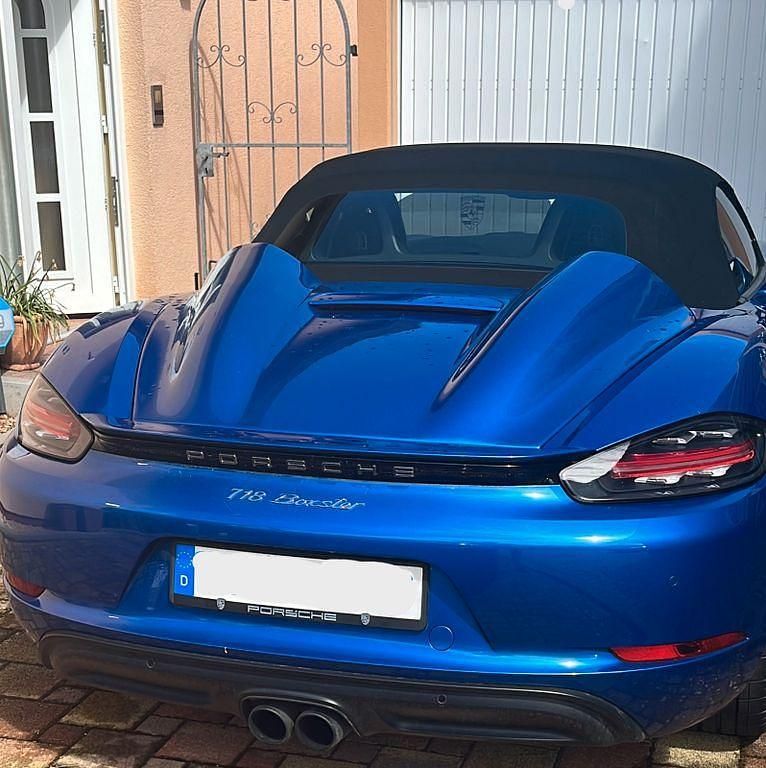 Gebraucht Porsche Boxster 299 PS (219 kW) 2018 Blau Cabrio