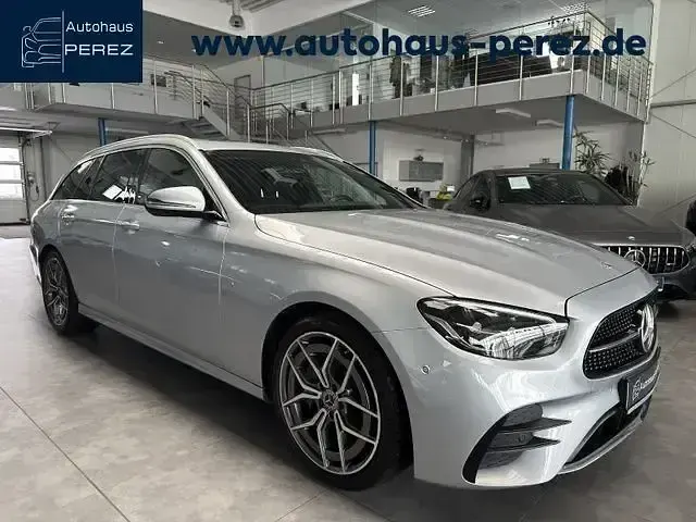 Używany Mercedes E220 AMG 194 KM (142 kW) 2022 Kombi