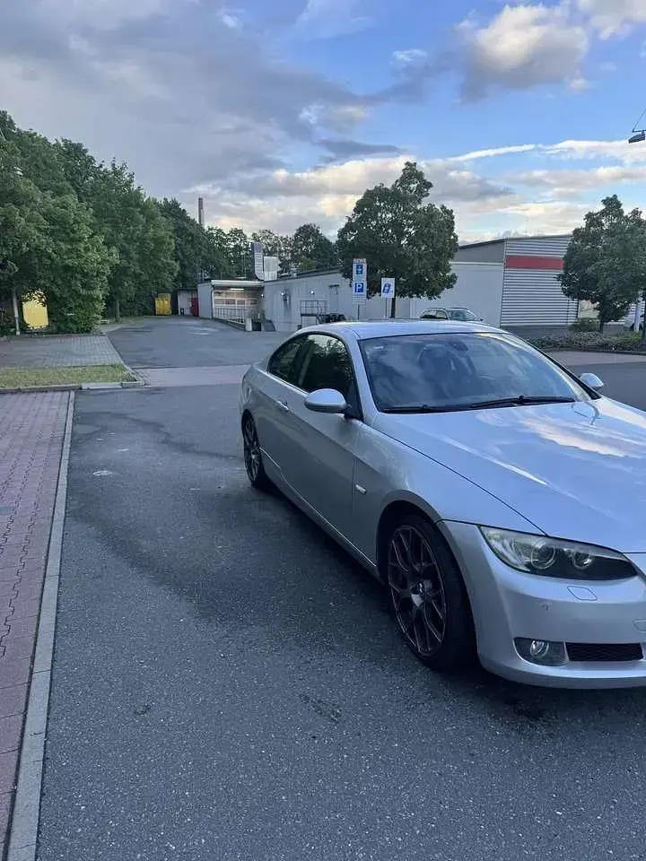 Gebraucht BMW 320 170 PS (125 kW) 2008 Coupé