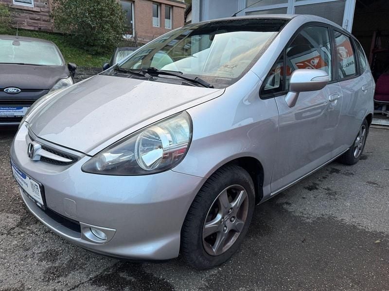Gebraucht Honda Jazz LS 83 PS (61 kW) 2008 Silber Kleinwagen