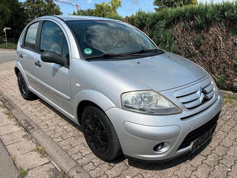 Silber Gebraucht 2009 Citroën C3 Kleinwagen | 2.800 € (Etwas zu teuer) - Bild 1/4