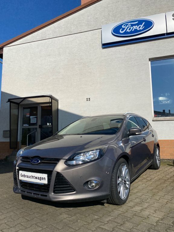 Gebraucht Ford Focus Titanium 125 PS (91 kW) 2012 Braun Kombi