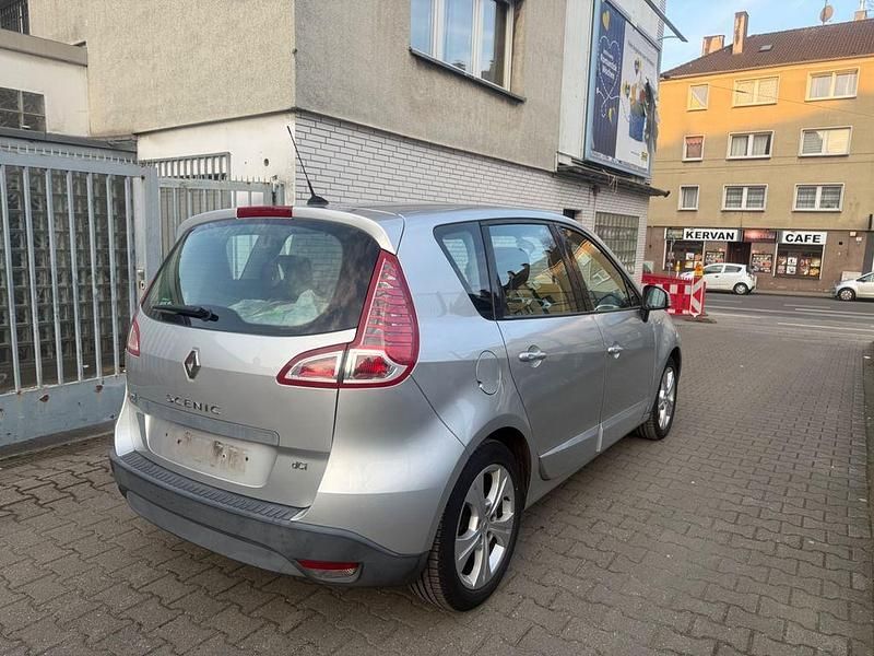 Gebraucht Renault Scénic III Dynamique 131 PS (96 kW) 2010 Grau Van / Kleinbus