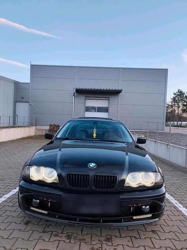 Gebraucht BMW 328 193 PS (141 kW) 1998 Schwarz Limousine