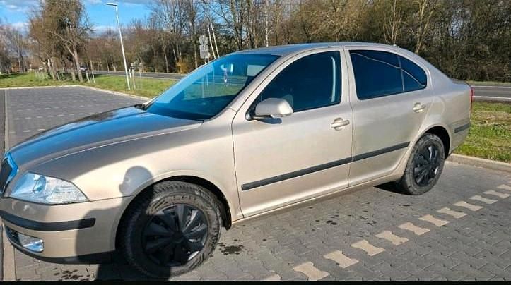 Gebraucht Skoda Octavia 116 PS (85 kW) 2005 Gelb Limousine