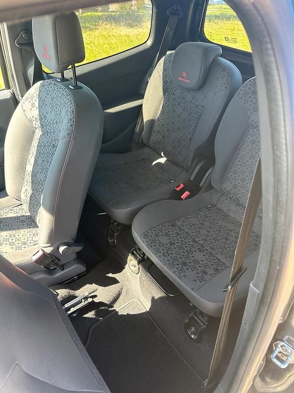 Gebraucht Renault Twingo 75 PS (55 kW) 2010 Schwarz Kleinwagen